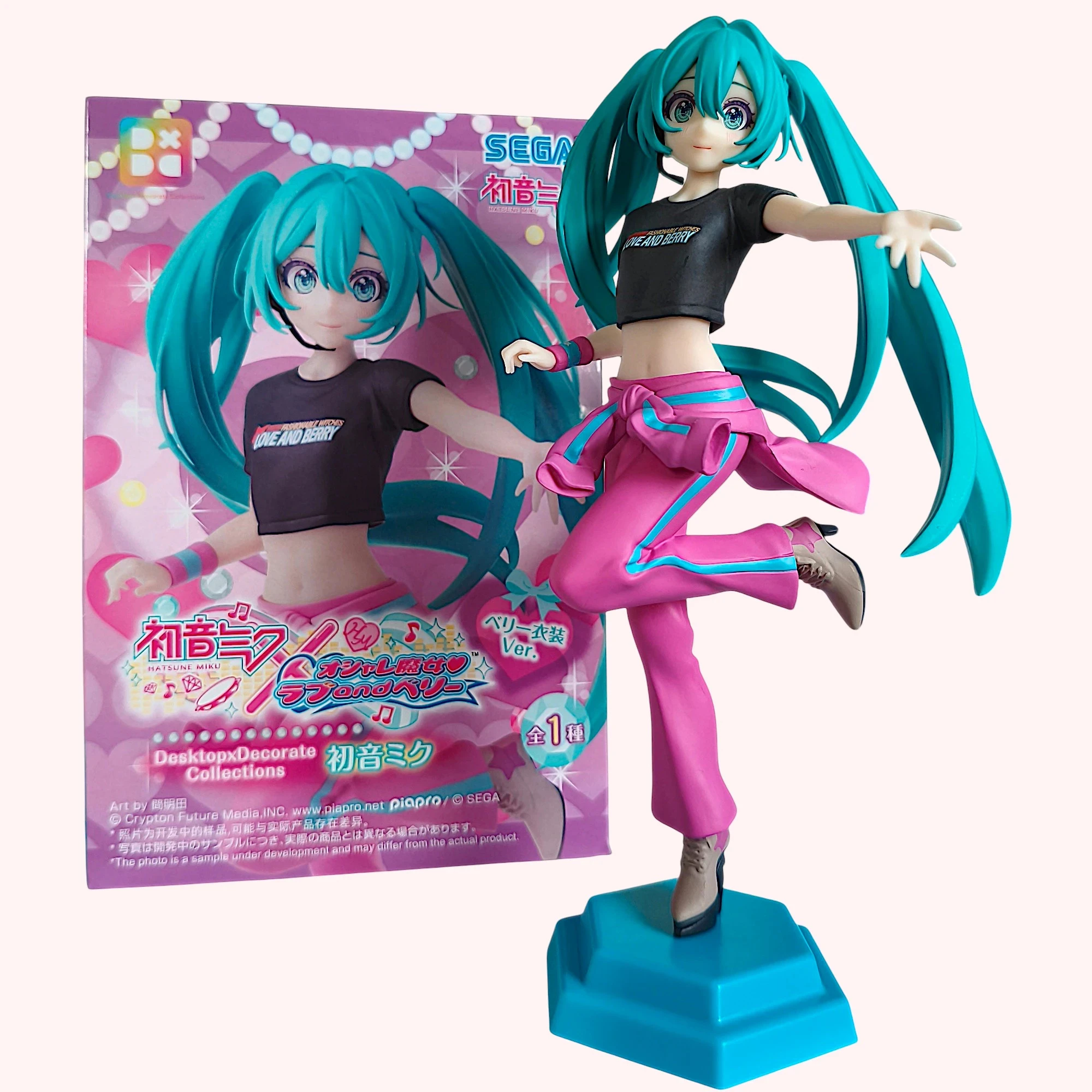 Figurino Hatsune Miku x Love and Berry – Vestido Berry Ver – Colección de Escritorio x Decorar – SEGA – photo 10